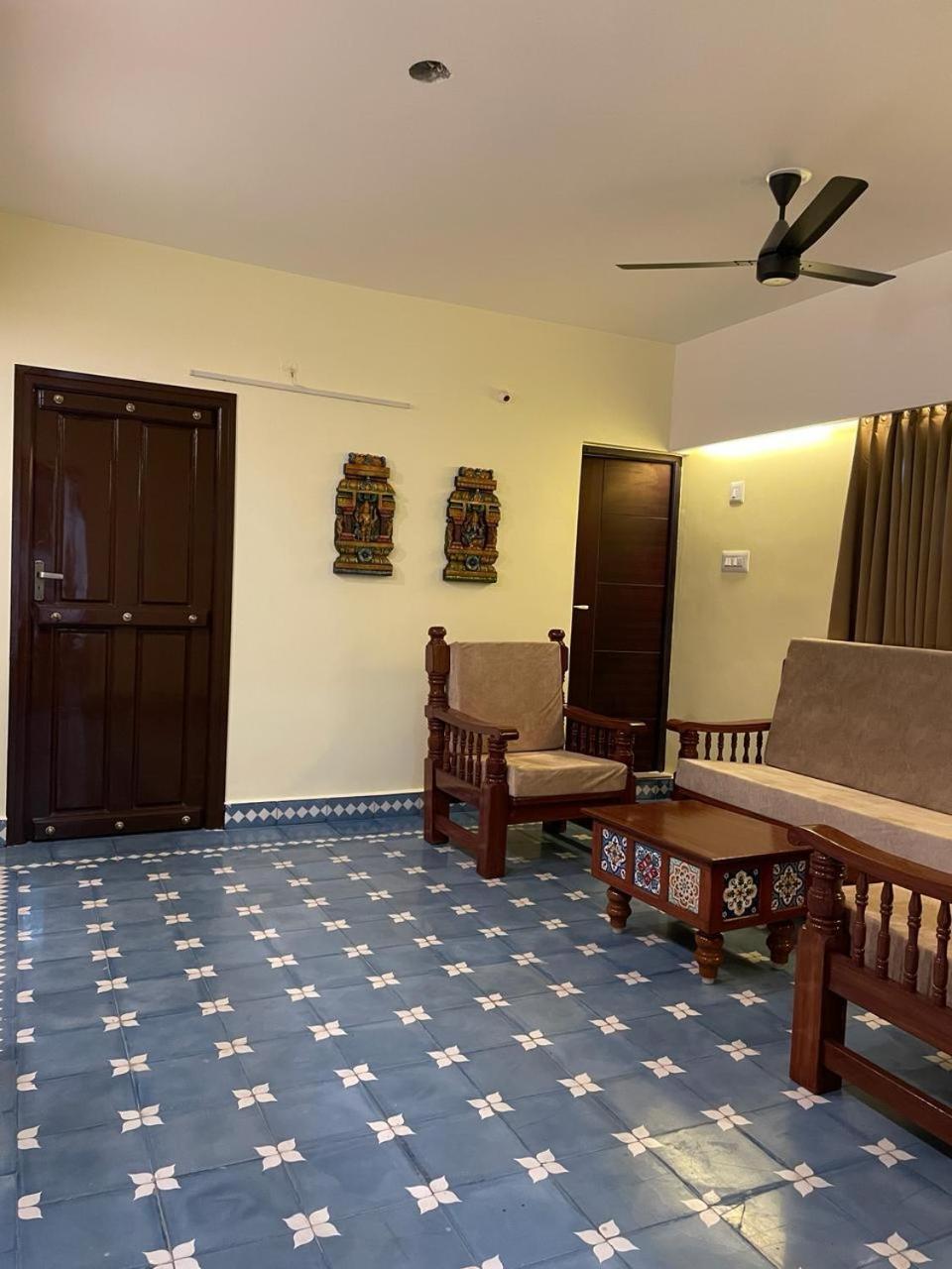 Viswa Residency Srirangam - Heritage Rooms Tiruchirappalli エクステリア 写真